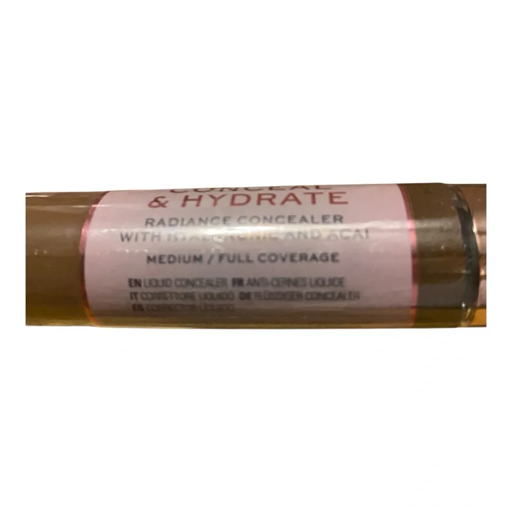 Revolution Conceal & Hydrate Concealer - C14